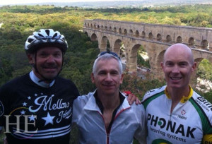 bicyclists at pont du gard on HE Travel Provencal gay biking trip in the French countryside