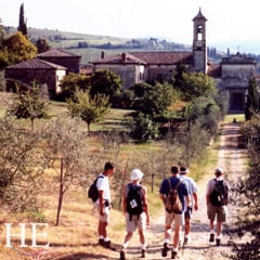 gay hikers in Tuscany Italy with HE Travel