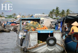 boats on the mekong delta on the HE Travel gay cultural tour of vietnam