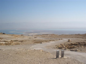 road to the dead sea in israel
