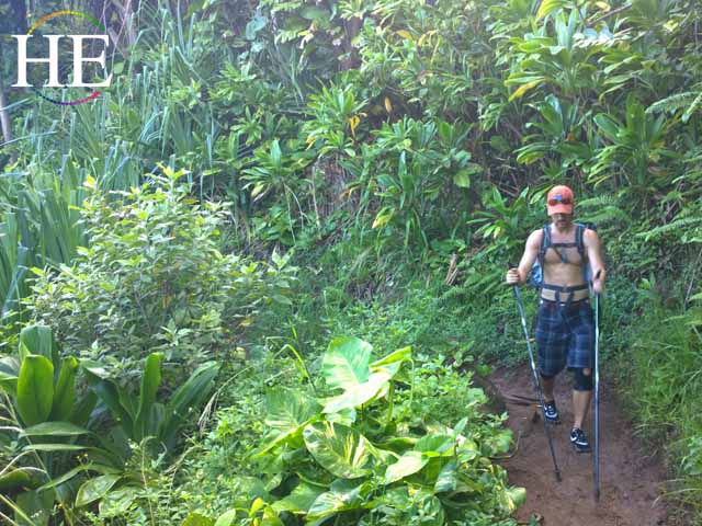 zachary moses on hike of napali coast kauai hawaii