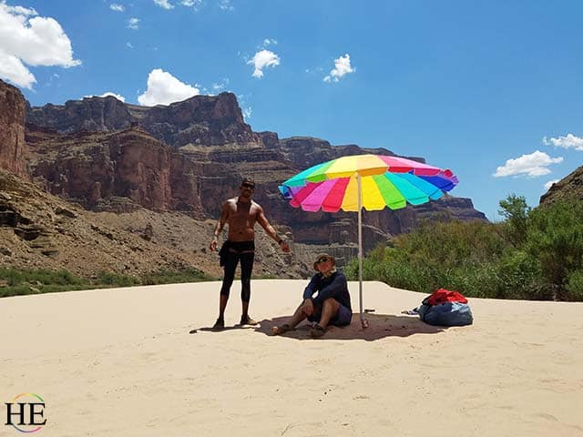 grand-canyon-gay-rafting-adventure-tour-hetravel-splash