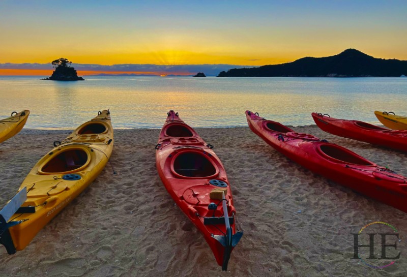 kayaking New Zealand tour