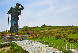 A statue of a pilgrim at Alto do Poio on HE Travel's Hiking Santiago de Compostela Tour.