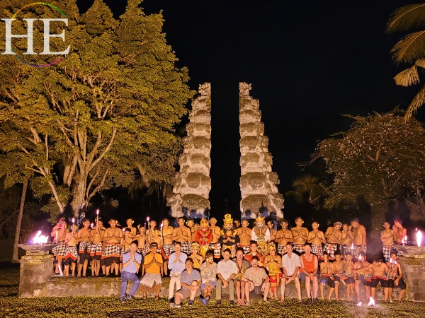 Indonesian Firedance performers lined up for group image